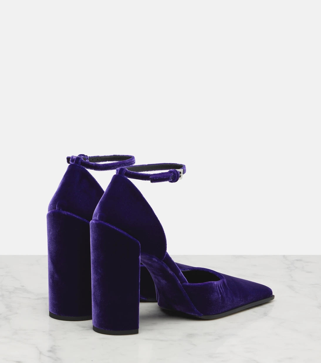 Alaïa - Square 90 velvet pumps
