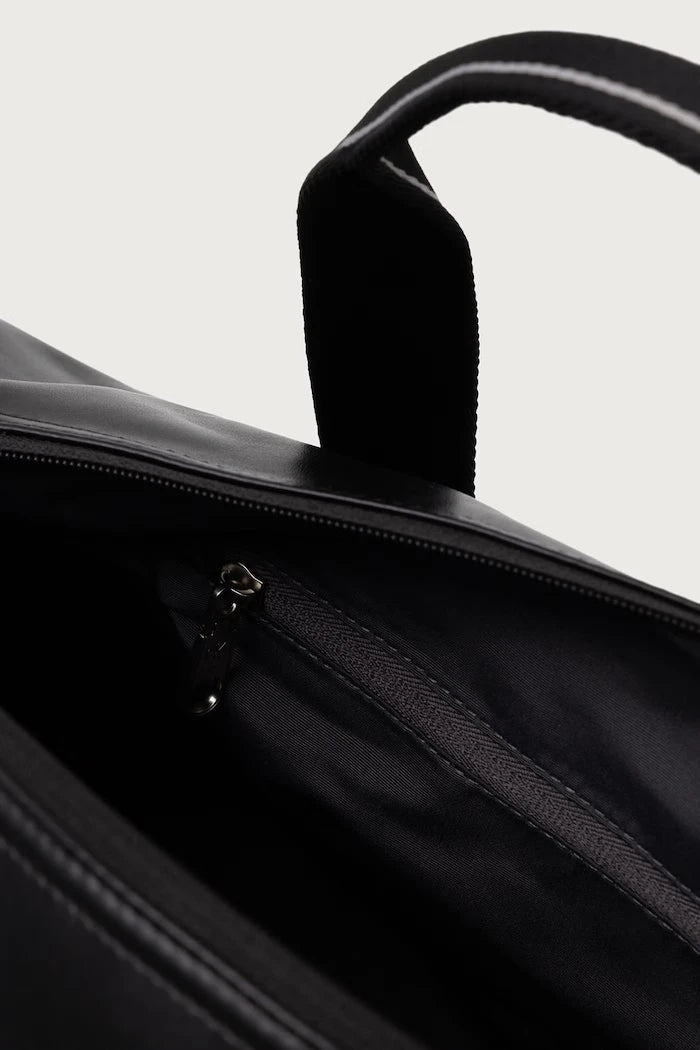 Calvin Klein erkek suni deri çanta