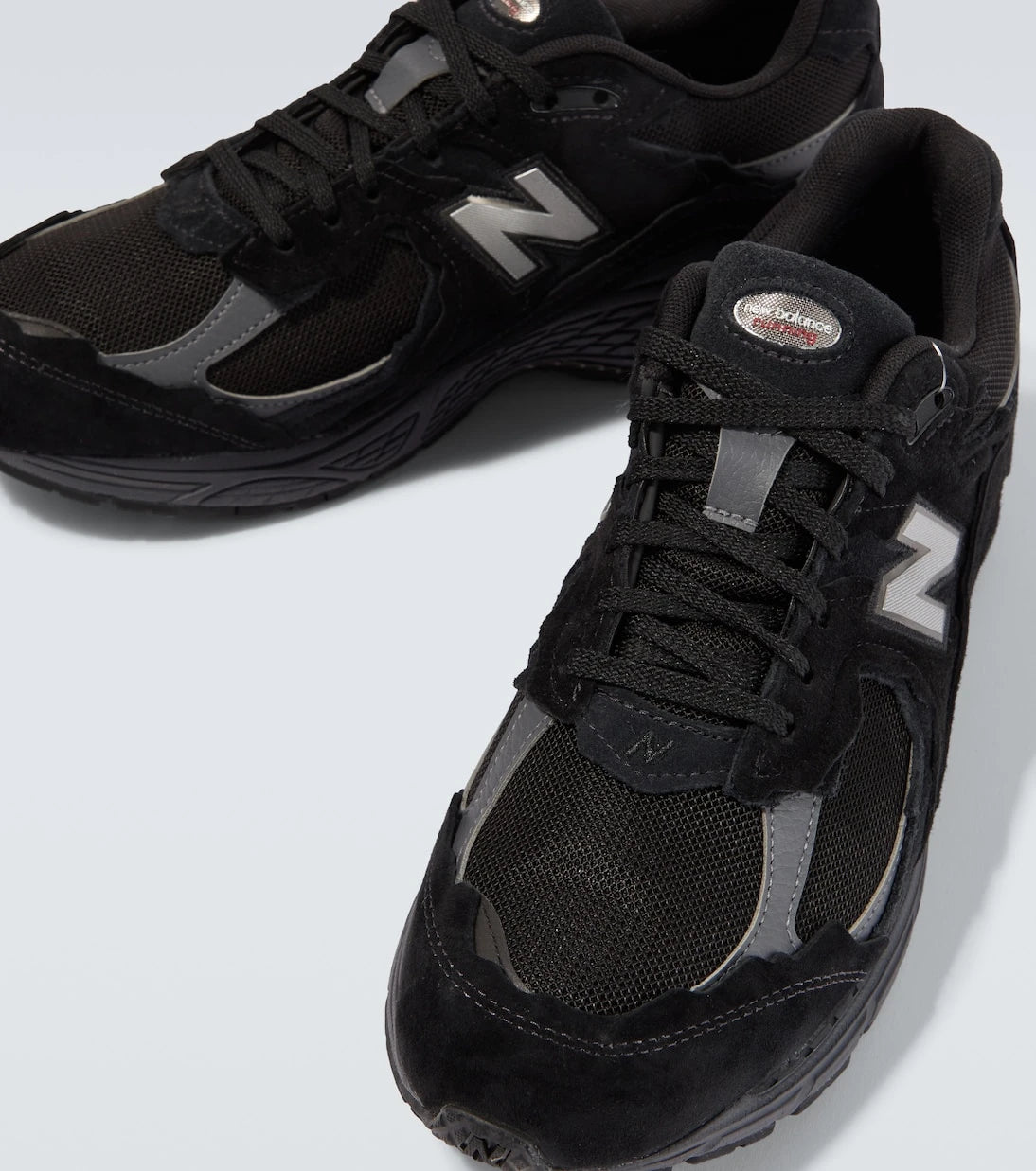 New Balance - 2002 suede sneakers