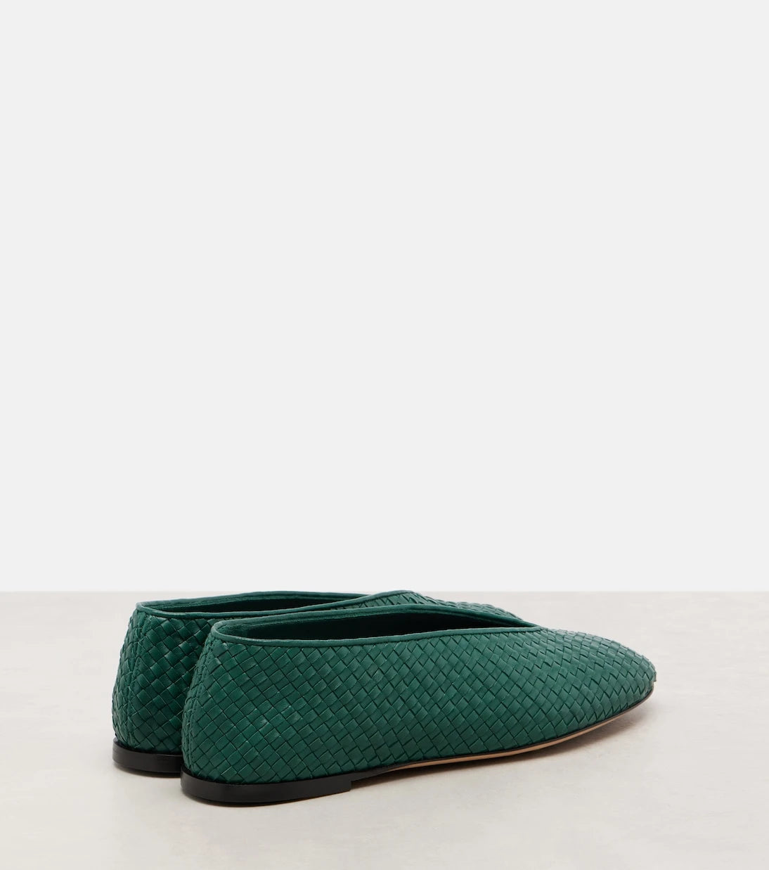Bottega Veneta - Rosa Intrecciato leather ballet flats