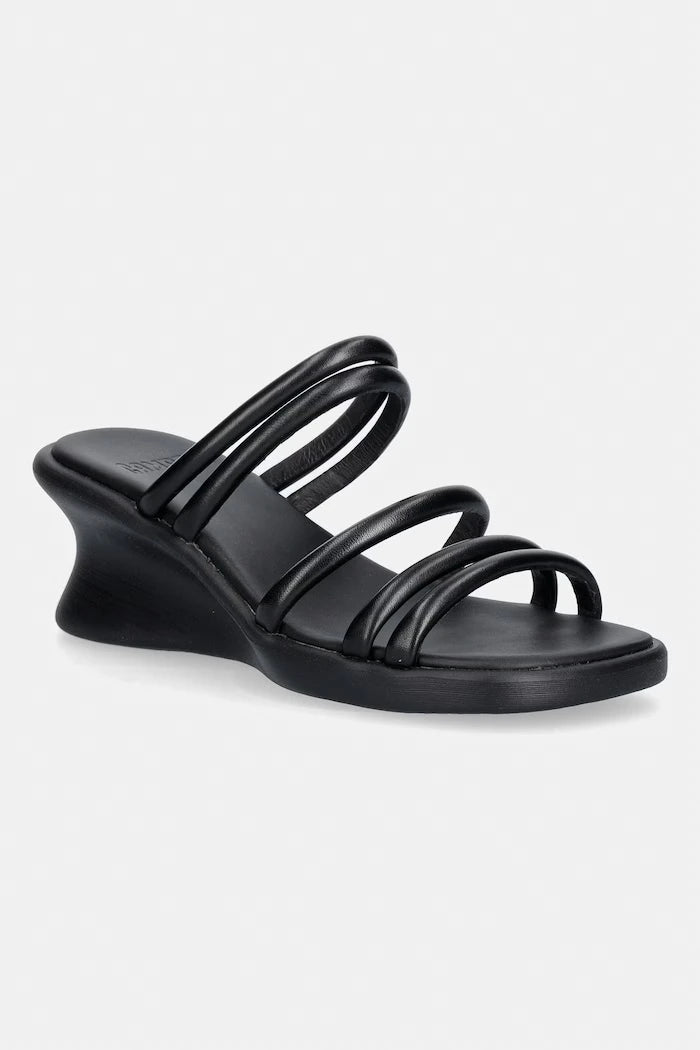 Camper kadın deri eğimli platformlu terlik Louise Sandal