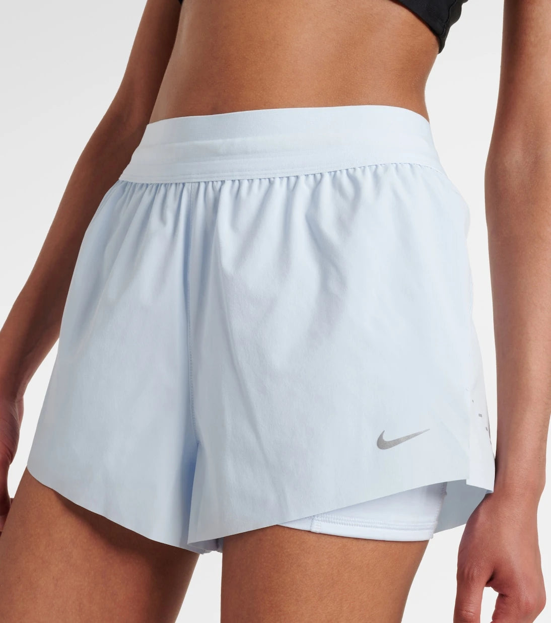 Nike - شورت ركض دراي-فِت بخصر متوسط الارتفاع
