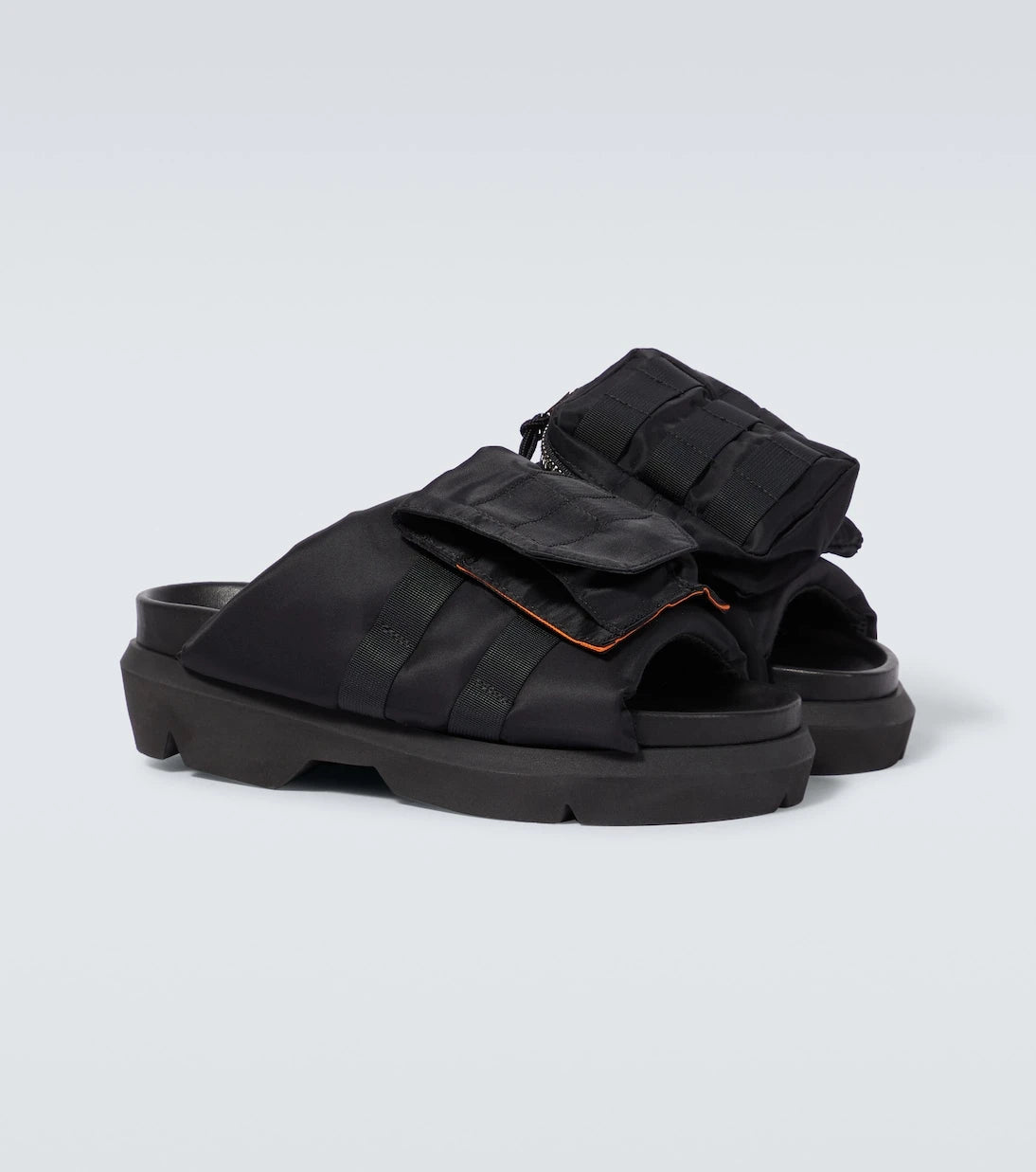 Sacai - Pockets slides