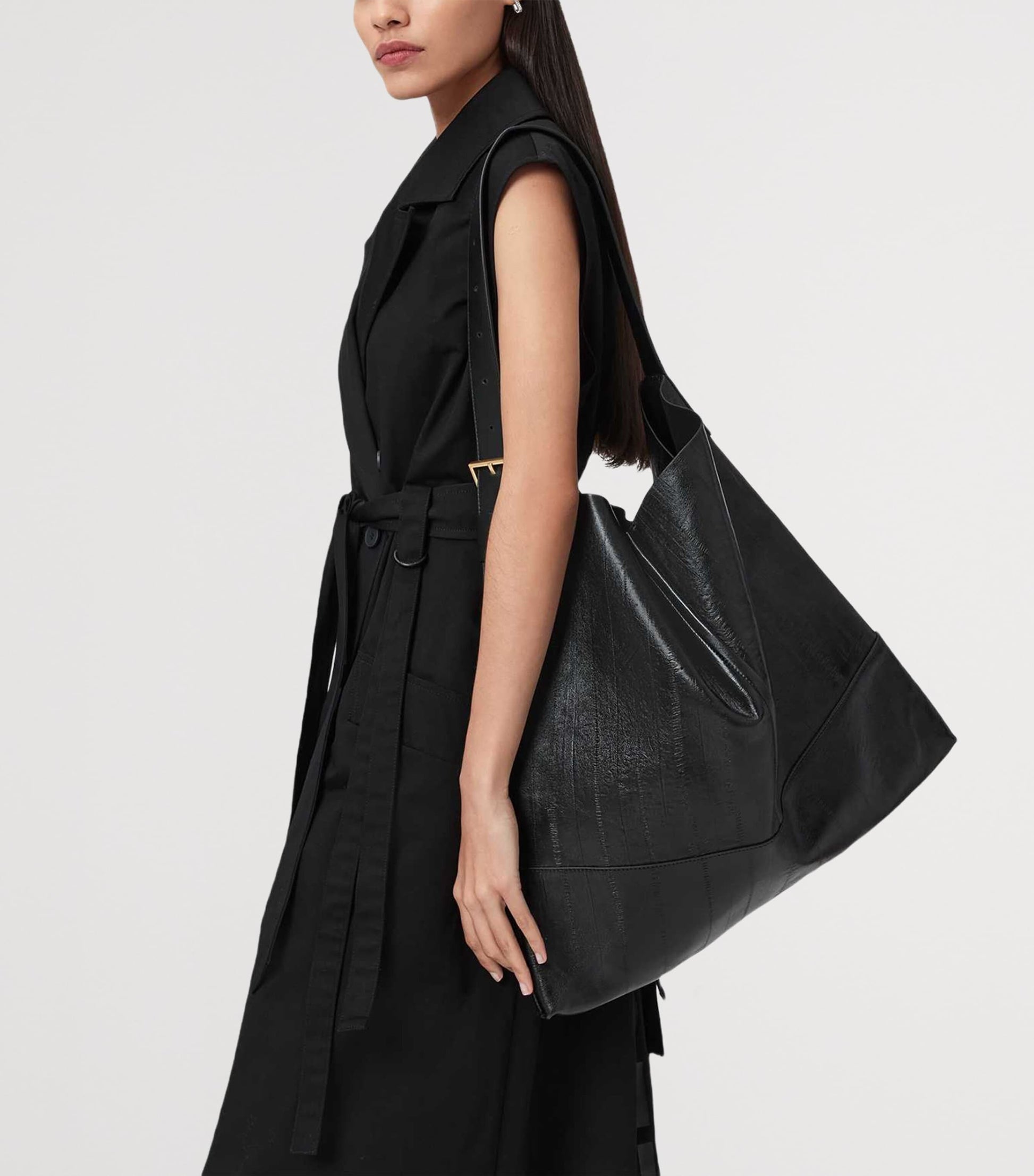 Black Leather Asha Eel Shoulder Bag