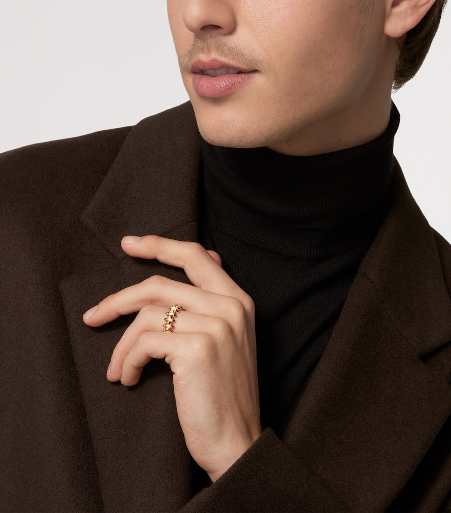 Medium Yellow Gold Clash de Cartier Ring