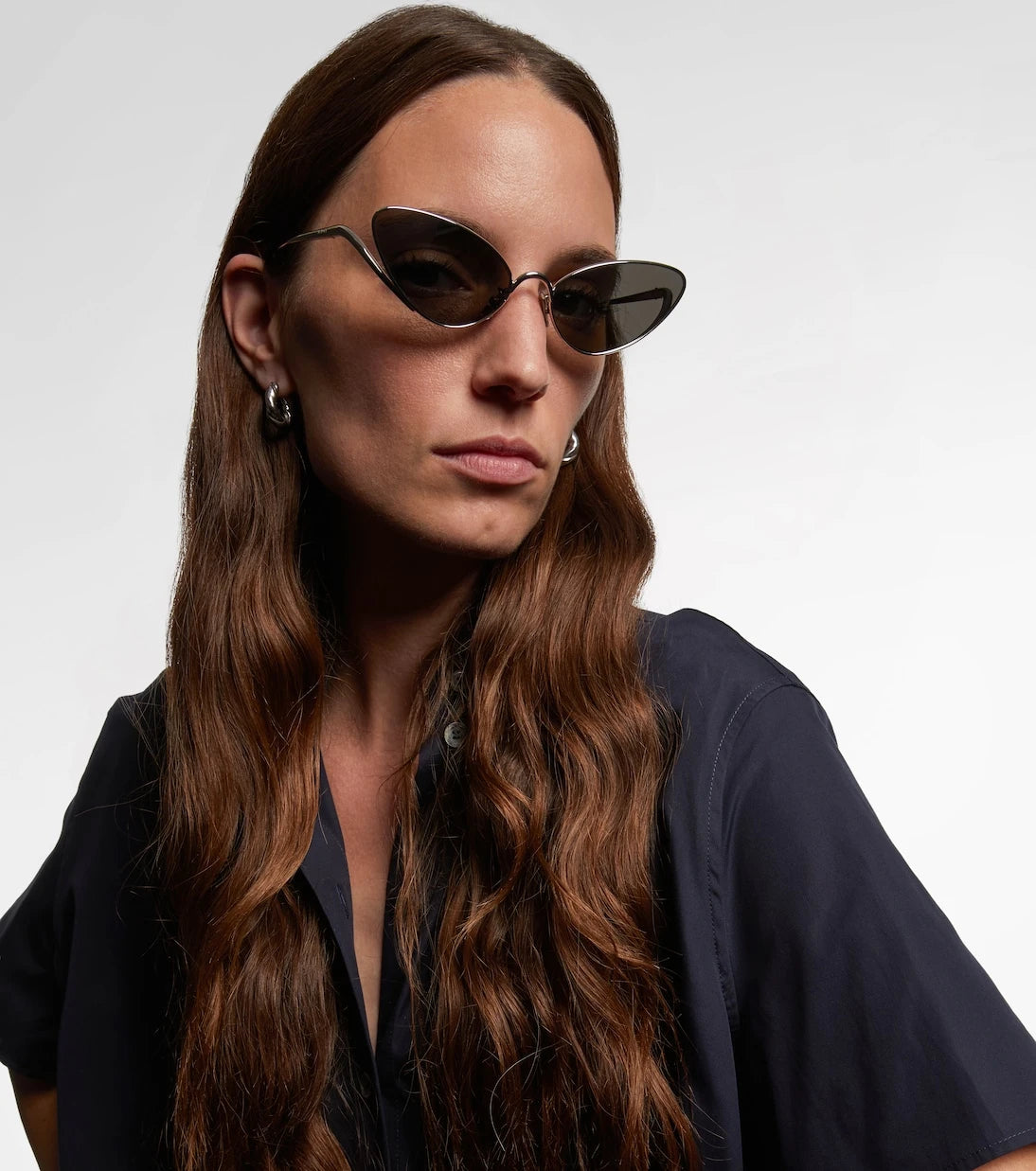 Loewe - نظارة شمسية عين القط المميزة