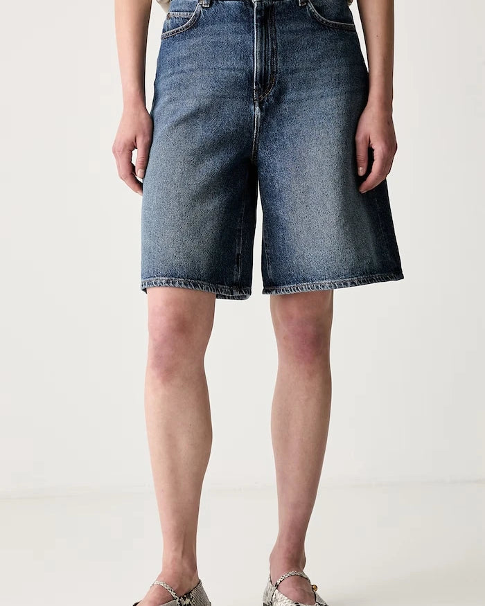 Weekend Max Mara Kadın Denim Kısa Şort WKDDONNOLA