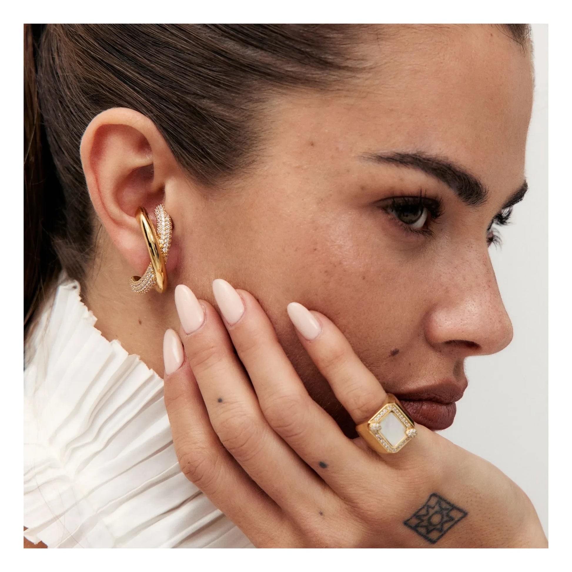 Sigal - Earrings X | Gold