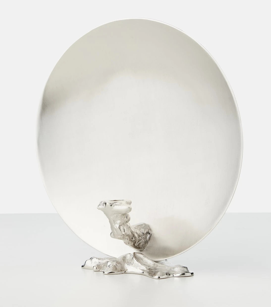 Polspotten - Spherical Drip candle holder by Pascal Smelik