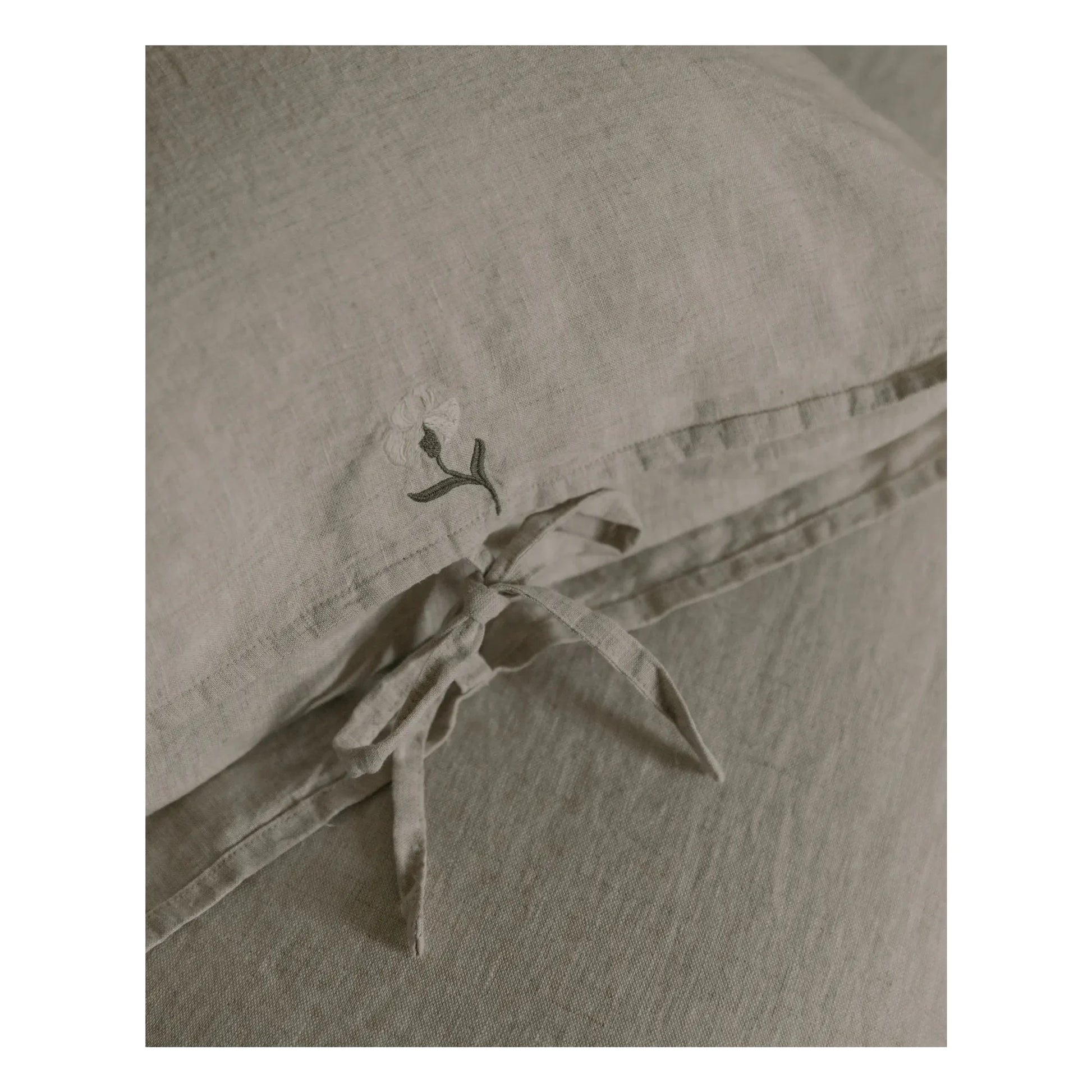 garbo&friends - Linen embroidered pillowcase