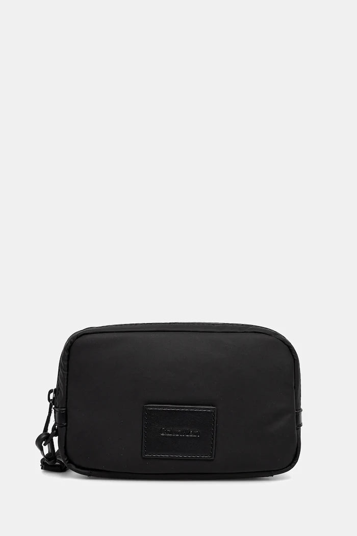 Чанта през рамо Calvin Klein