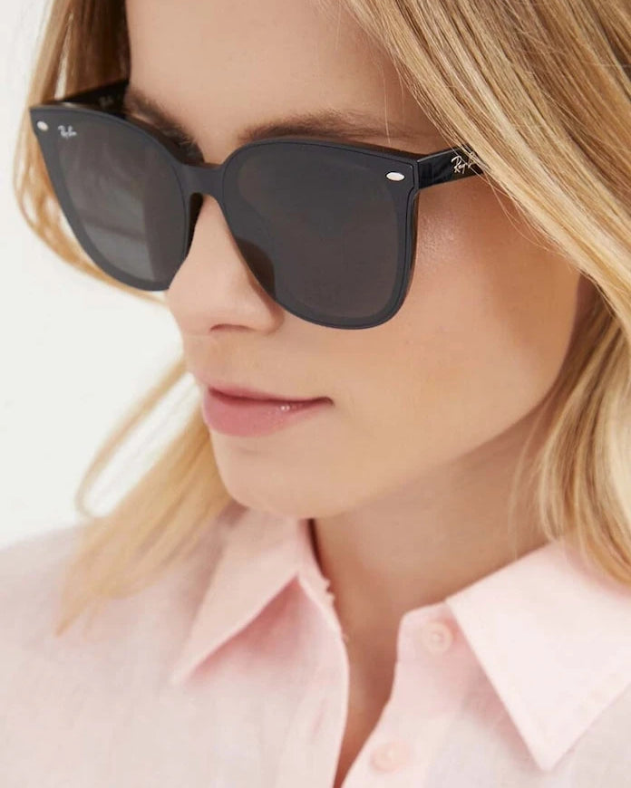 Ray-Ban güneş gözlüğü