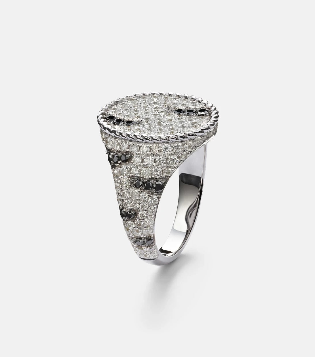 Yvonne Léon - Zèbre 18kt white gold pinky ring with diamonds