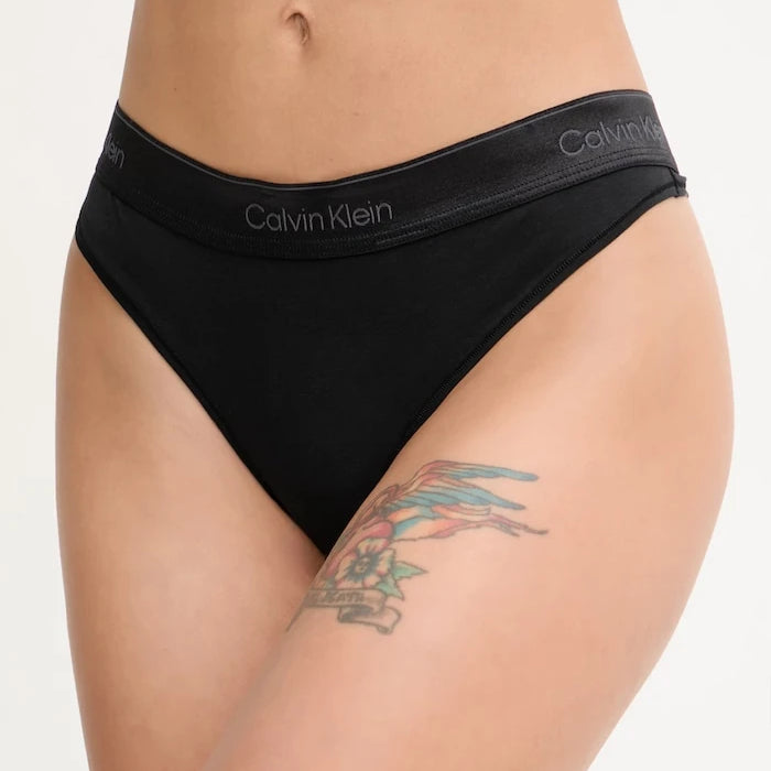 Calvin Klein Underwear pamuklu kadın tanga