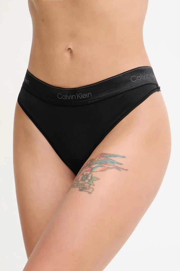 Calvin Klein Underwear pamuklu kadın tanga
