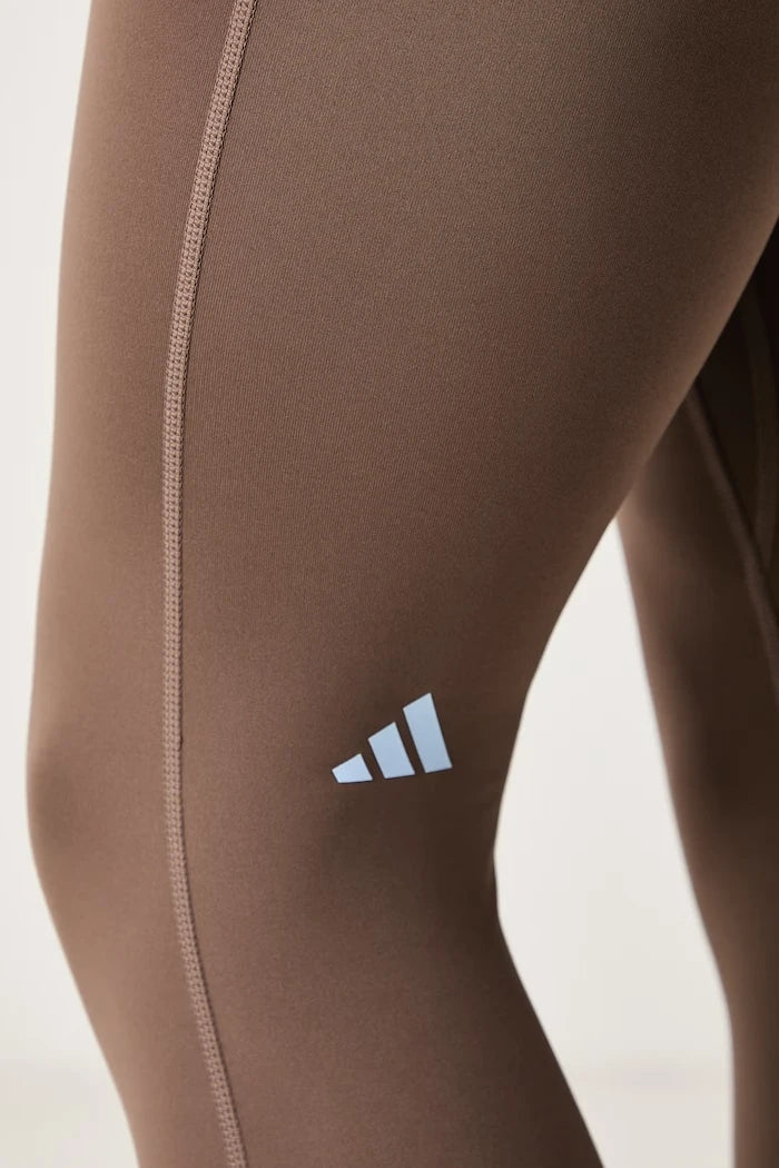 adidas Performance kadın yoga taytı Three Stripes Studio