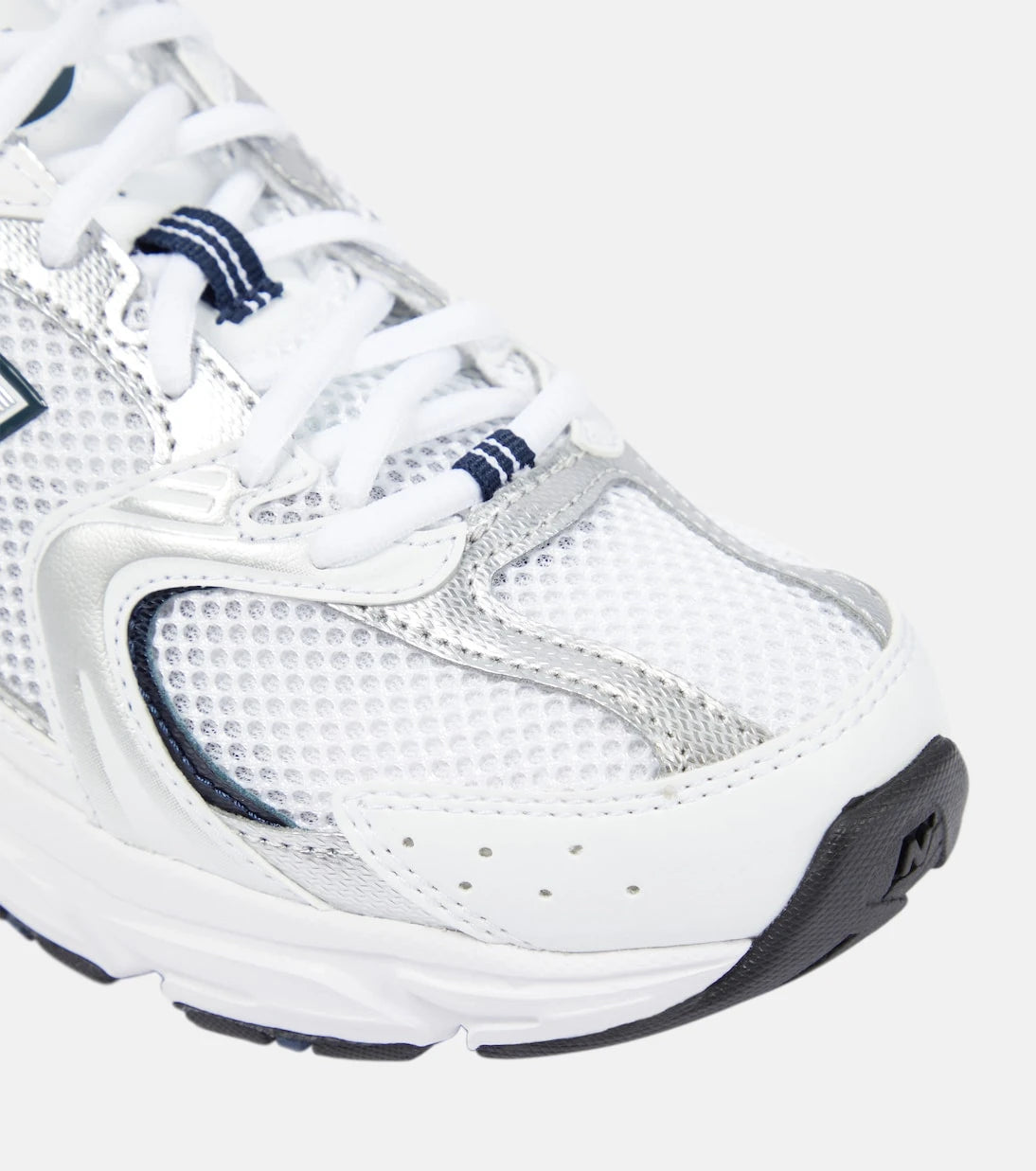 New Balance - حذاء رياضي 530