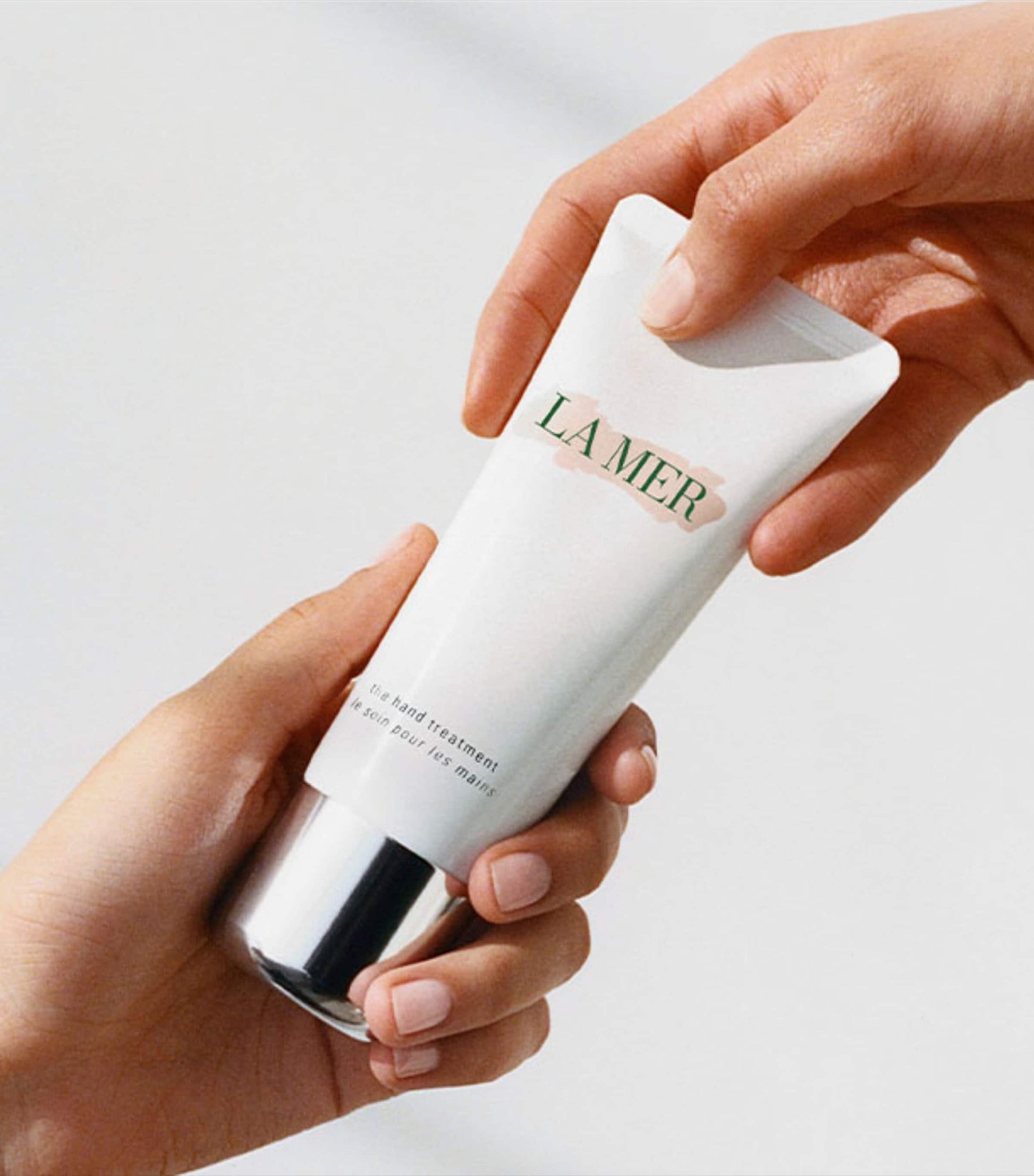 The Hand Treatment (100ml)