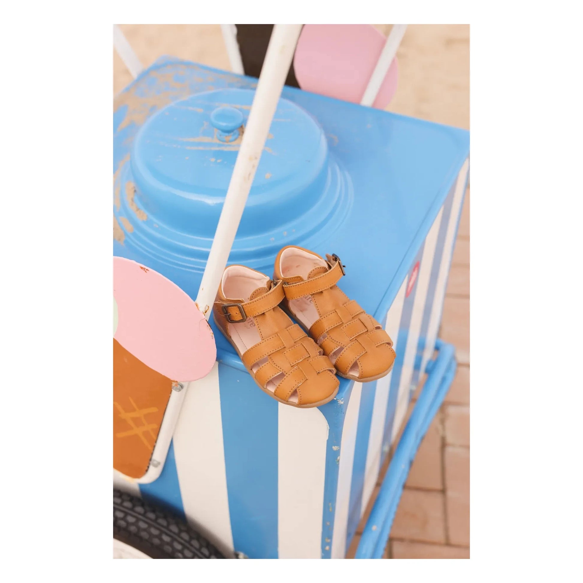 Lazare - Ernest sandals | Camel
