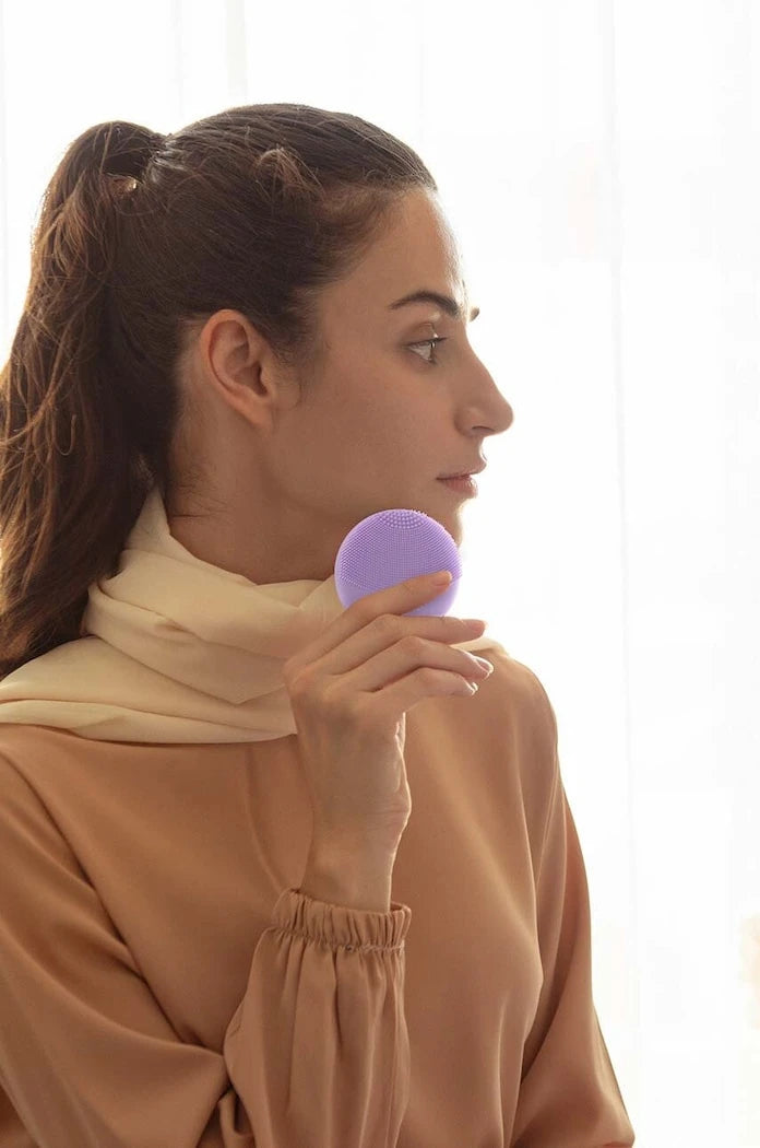 Четка за масаж и почистване на лице FOREO LUNA™ 4 Go