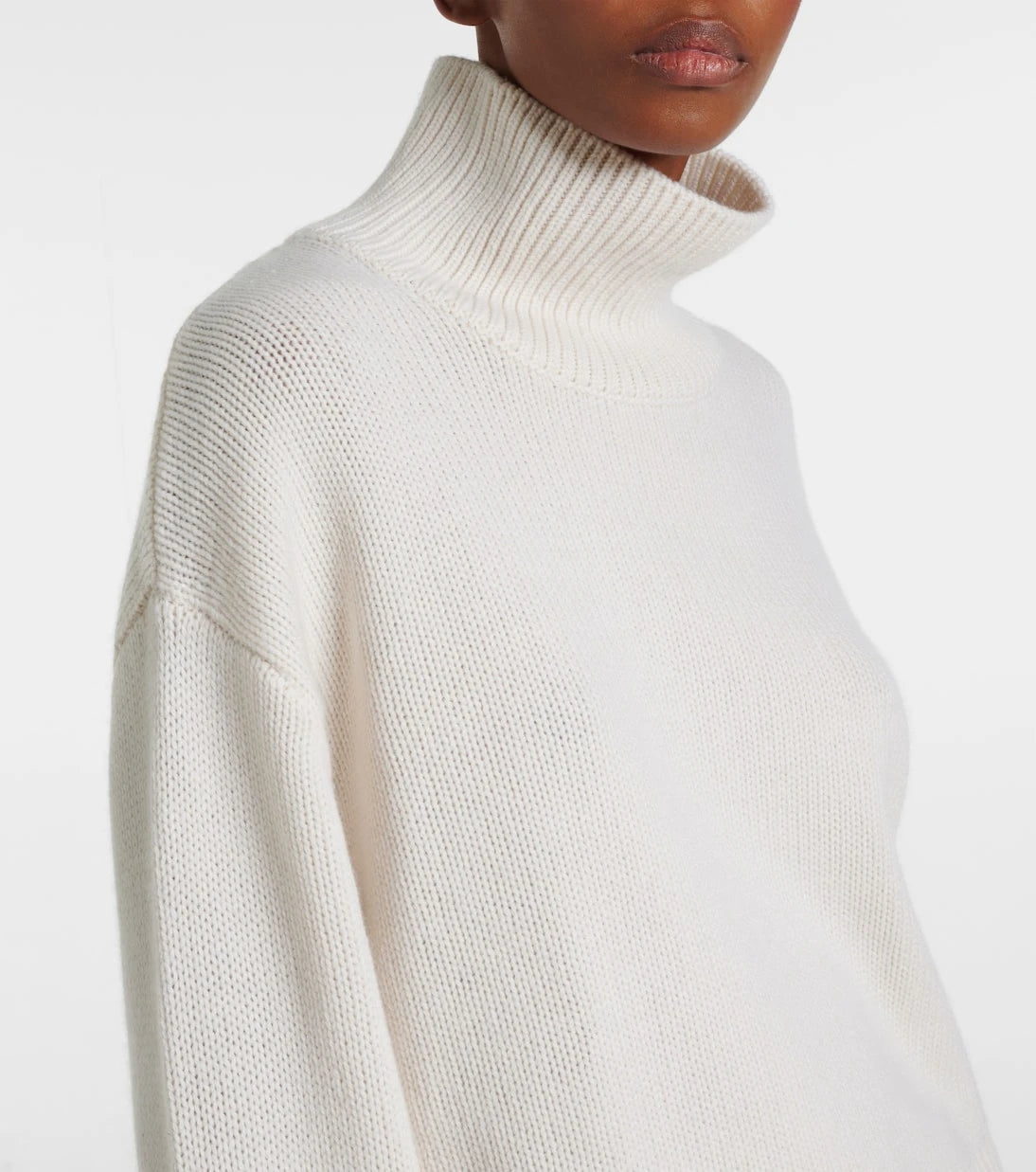 Lisa Yang - Fleur cashmere turtleneck sweater
