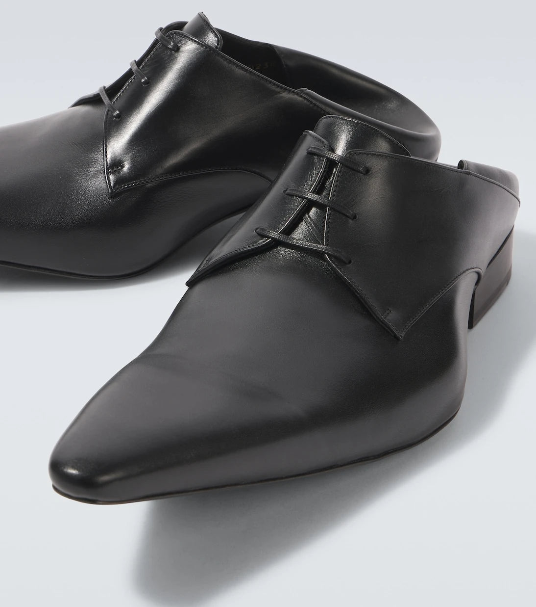 Balenciaga - حذاء ديربي من جلد الأوبرا