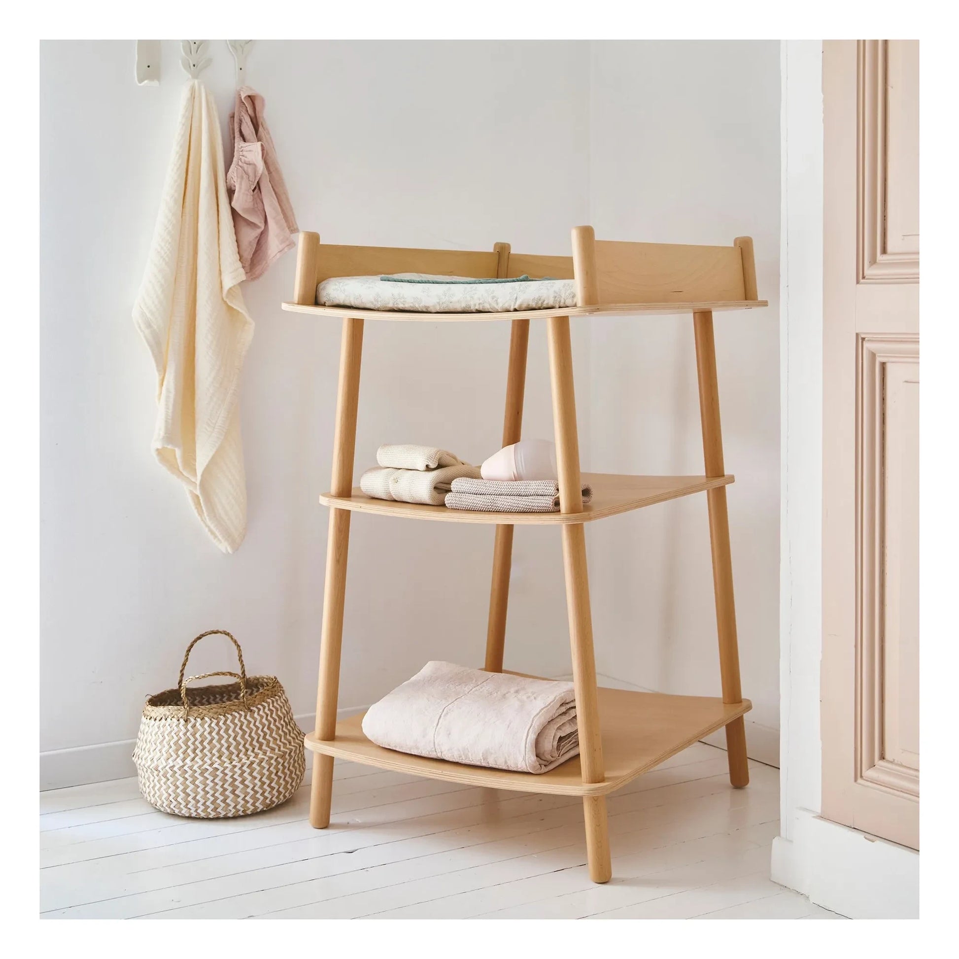 Charlie Crane - Pago changing table with mattress | Beech