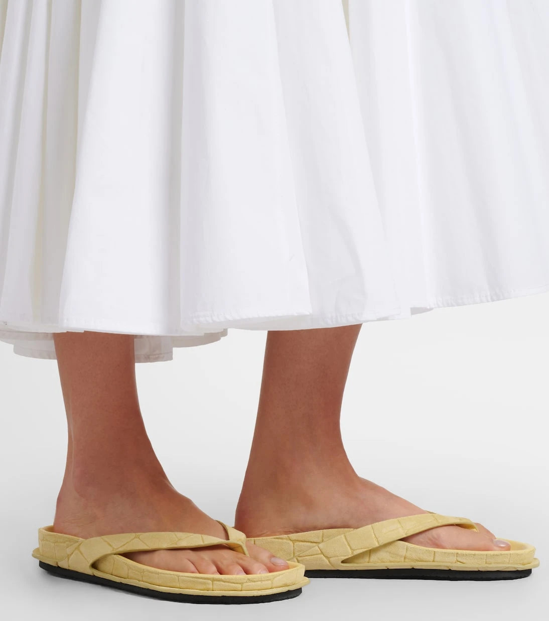 Jacquemus - Tatanes suede thong sandals
