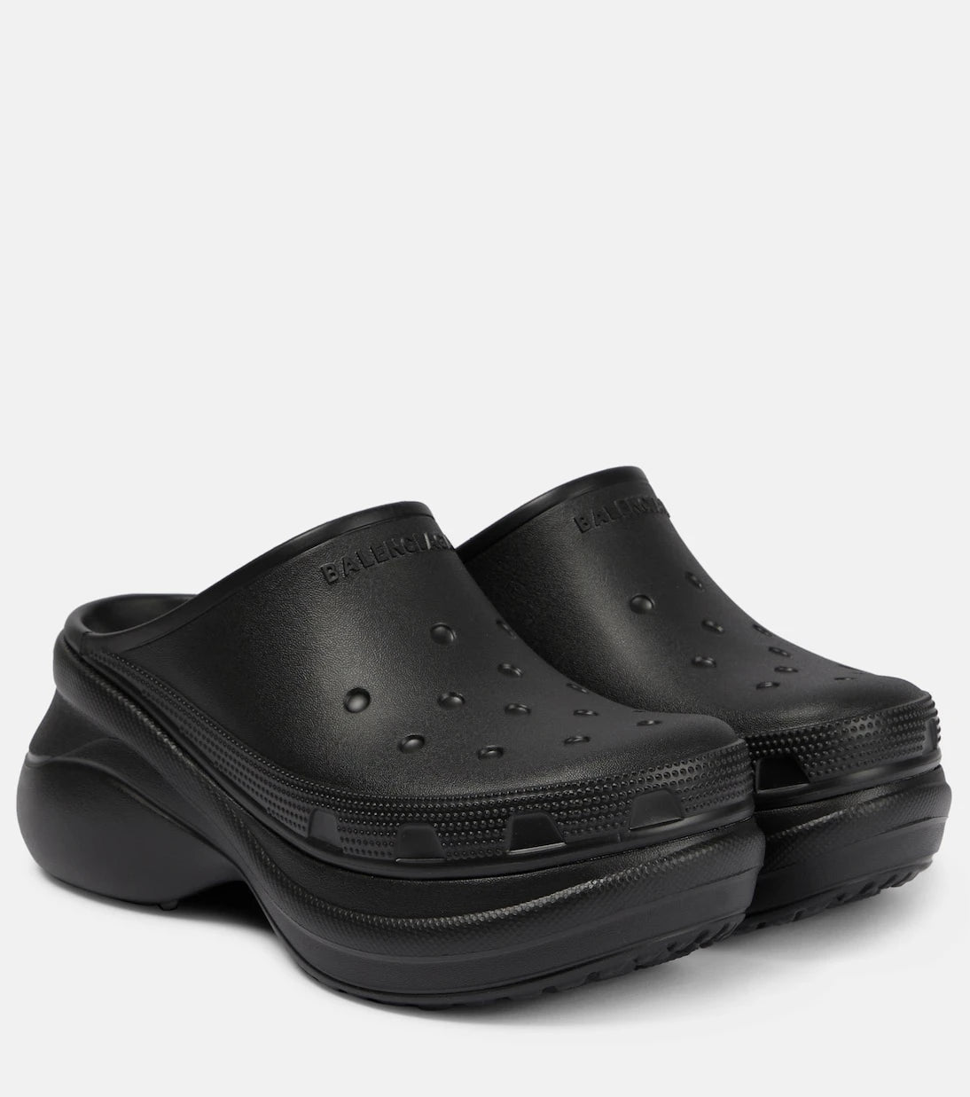 Balenciaga - x Crocs platform slides
