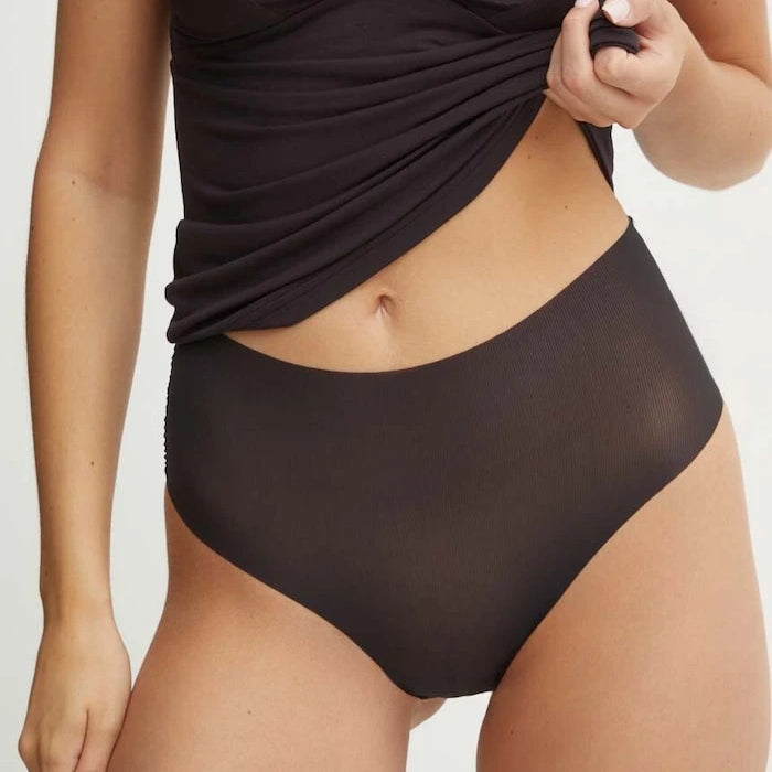 Chantelle kadın bikinisi