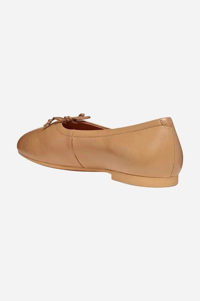Кожени балеринки Geox D NEW PALMARIA