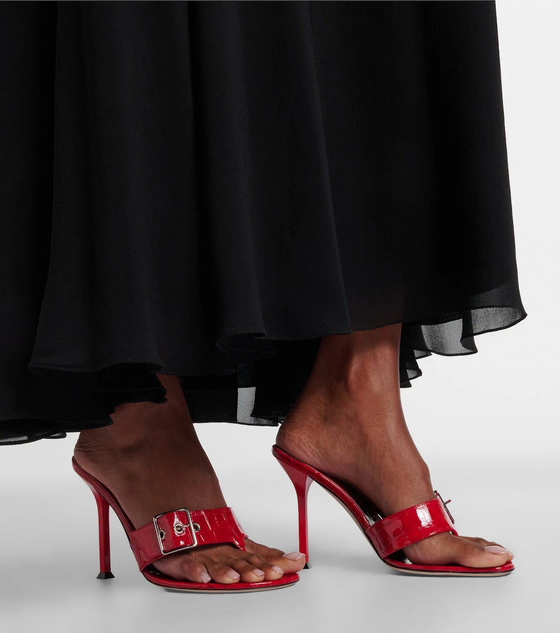 Christen - Helix 95 patent leather thong sandals