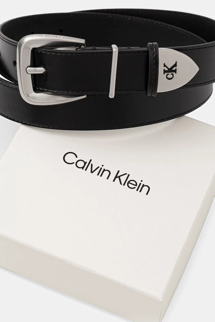 Calvin Klein kadın deri kemer