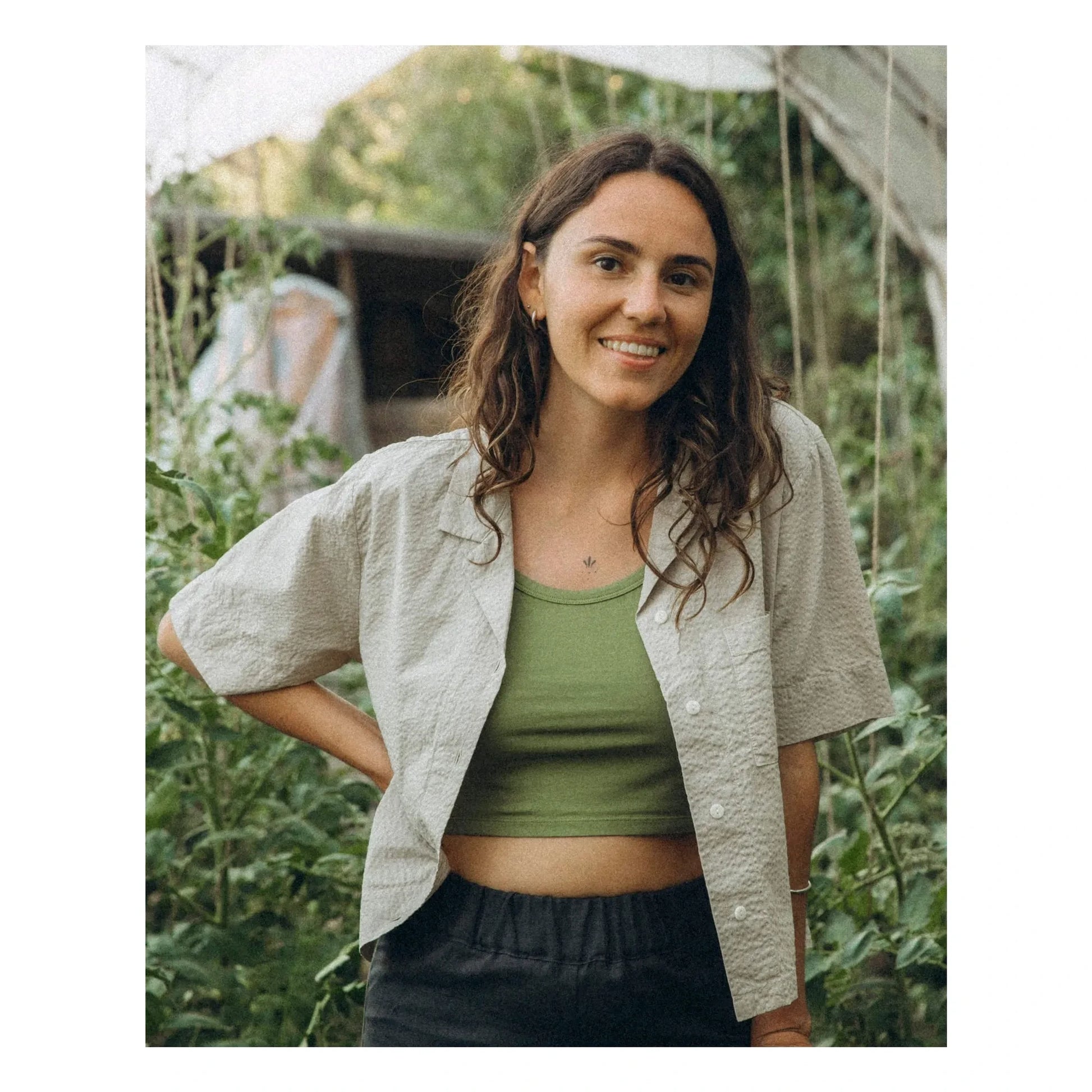 Matona - Organic Cotton Crop Tank Top | Olive