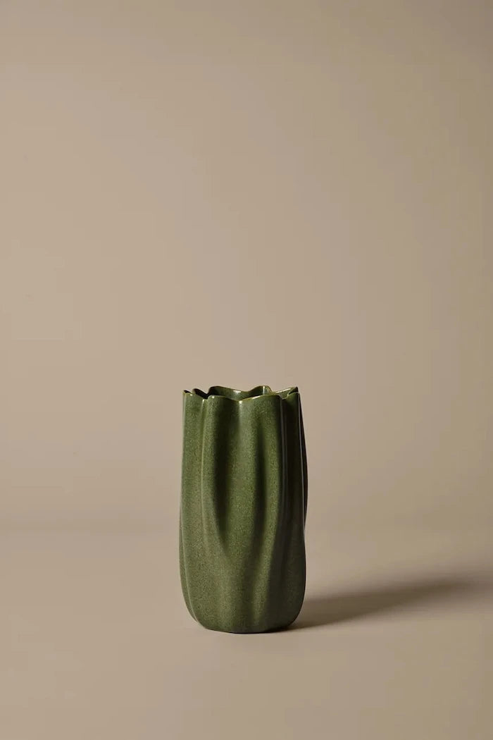 Ferm Living Dekoratif Porselen Vazo 23 x 13 x 14 cm