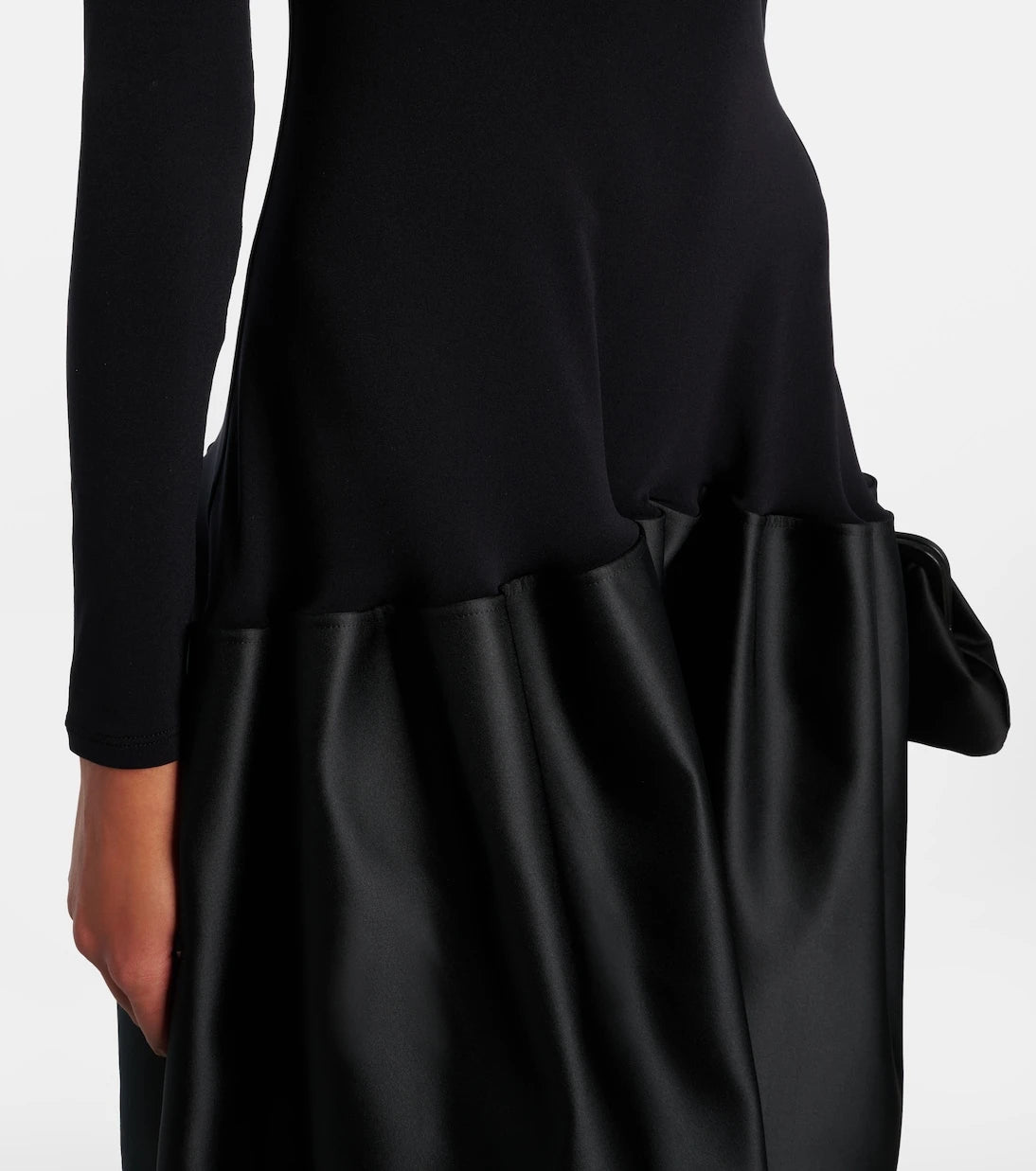Fforme - Catrin duchess satin gown