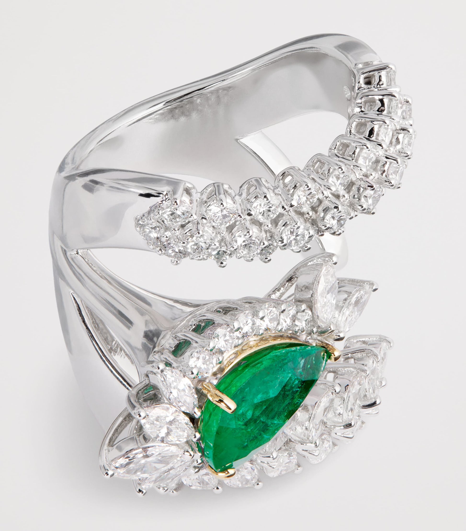 White Gold, Diamond and Emerald Reign Supreme Ring