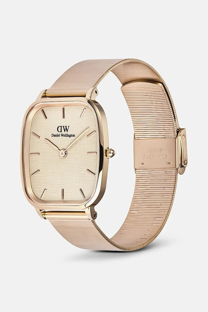 Часовник Daniel Wellington