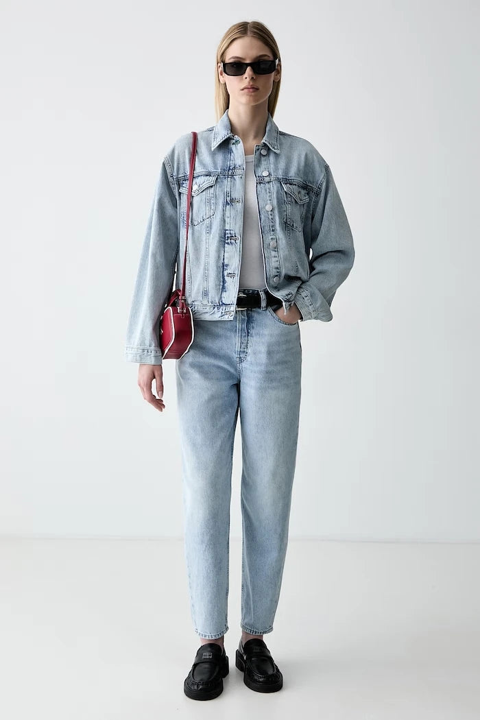 Tommy Jeans kadın mom fit jean