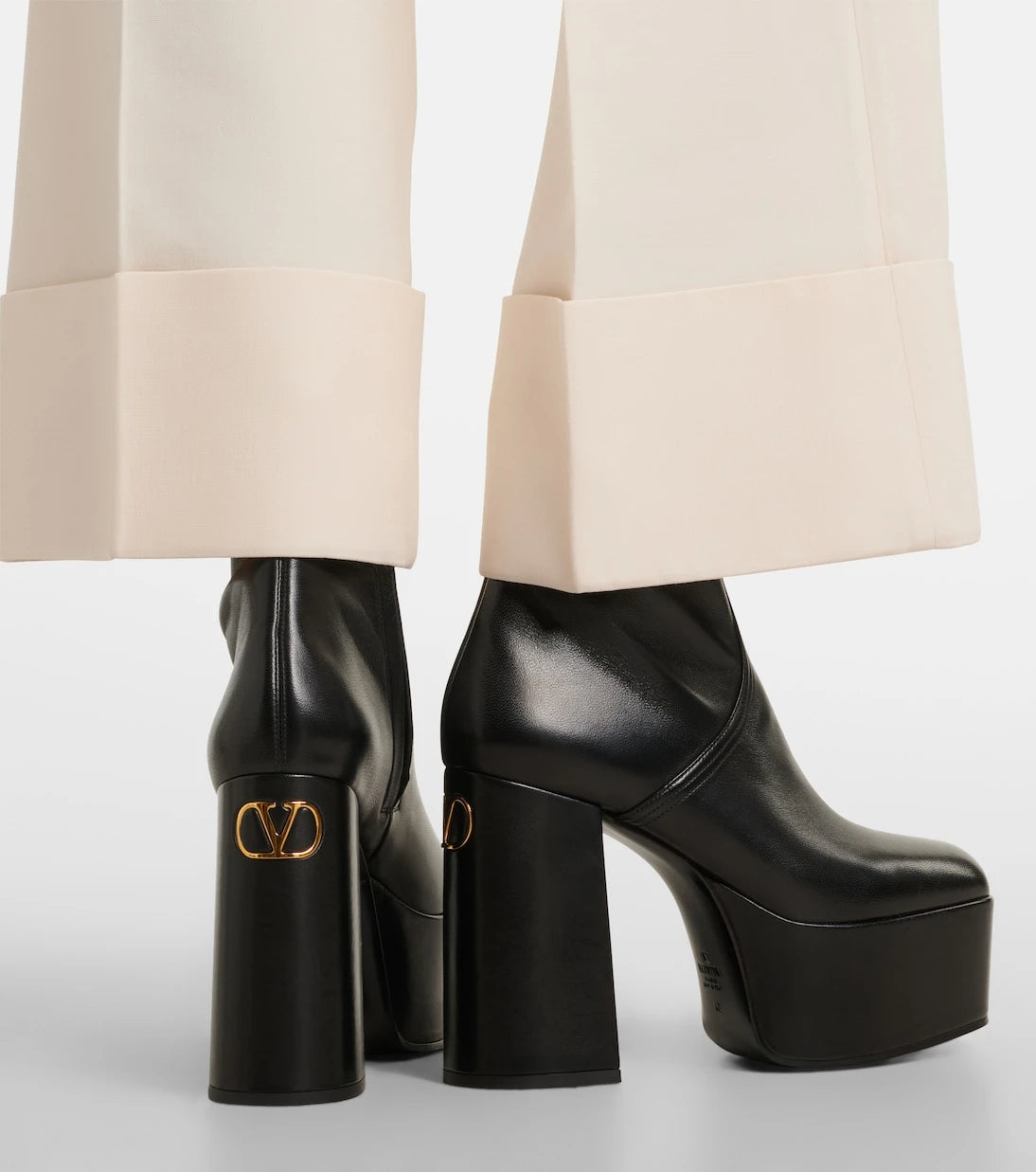 Valentino Garavani - Fawcette leather platform ankle boots