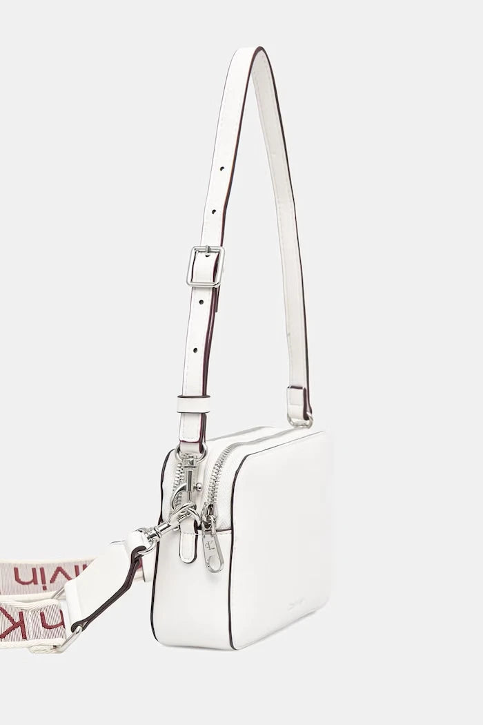 Calvin Klein чанта crossbody дамска от имитация на кожа