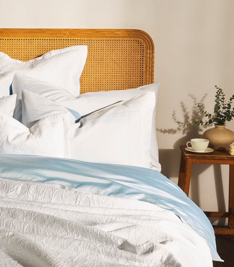 Egyptian Cotton Braga Bedspread (290cm x 255cm)