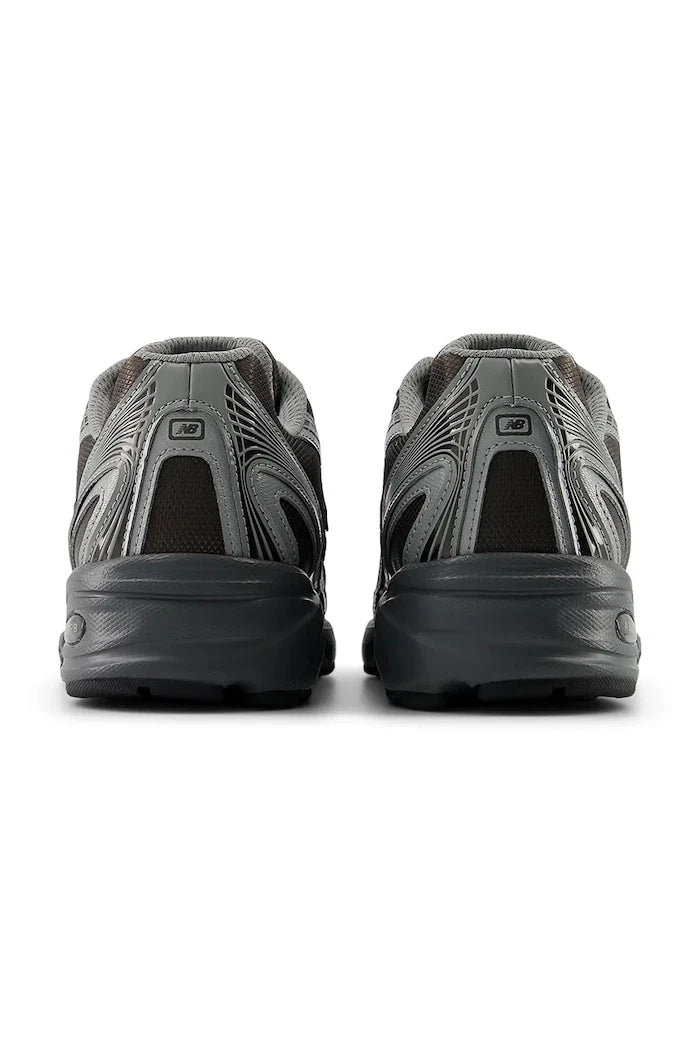 New Balance 740 обувки