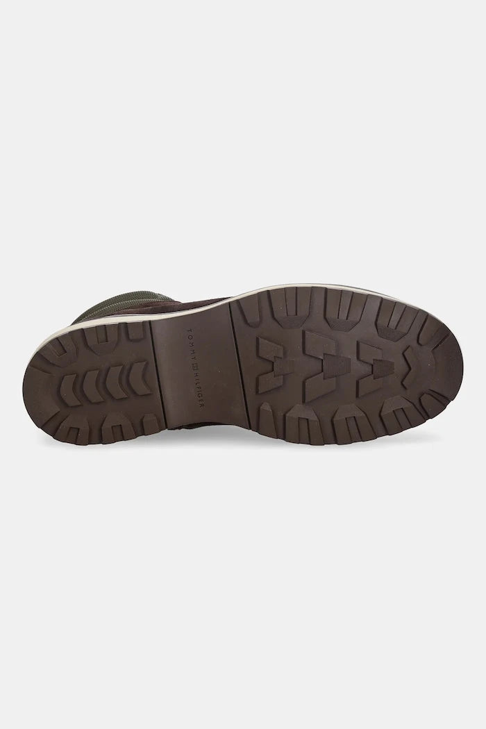 Кожени обувки Tommy Hilfiger CORPORATE W SUEDE LACE BOOT