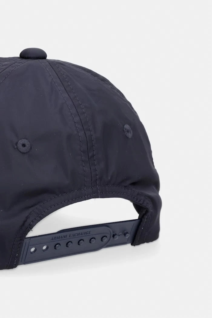Armani Exchange erkek vizörlü şapka