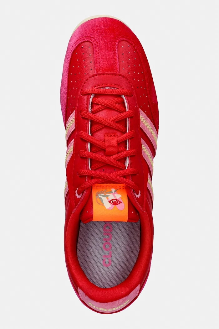Маратонки adidas Barreda