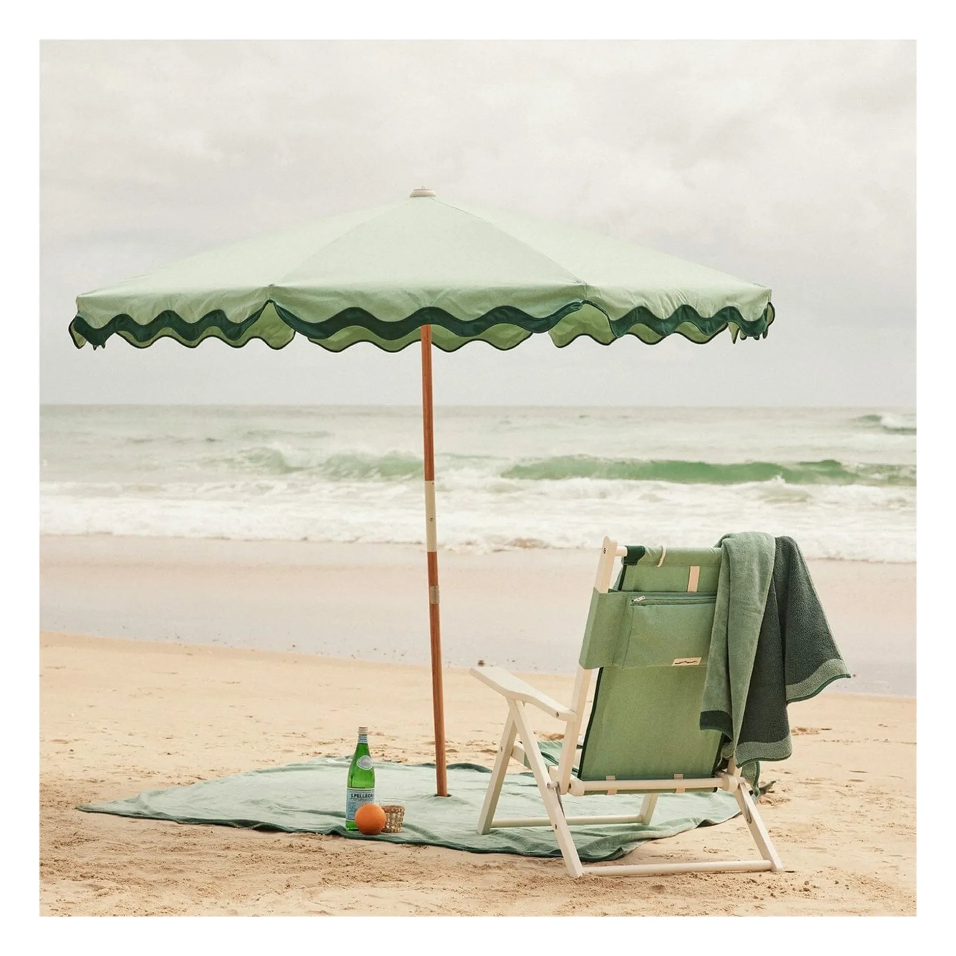 Business & Pleasure Co. - Tommy chair | Green