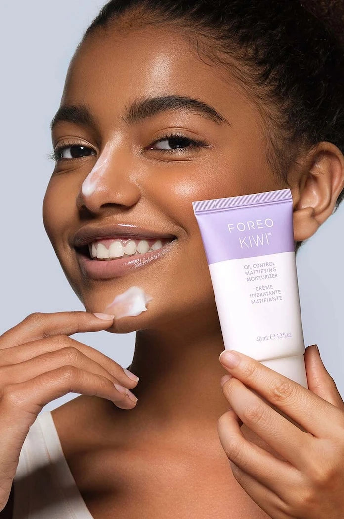 FOREO KIWI Yağ Kontrolü Matlaştırıcı Nemlendirici 40mL