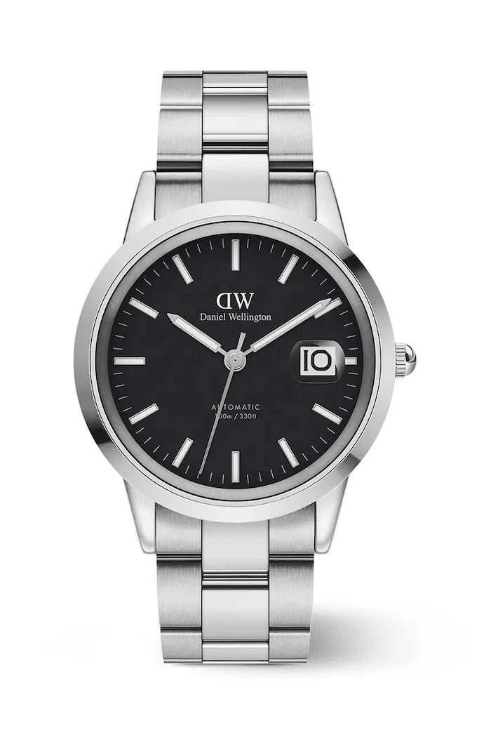 Часовник Daniel Wellington