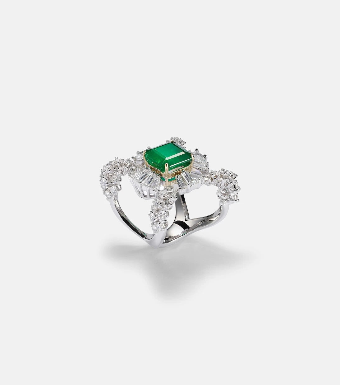 Yeprem - Reign Supreme 18kt white gold ring with emerald and diamonds